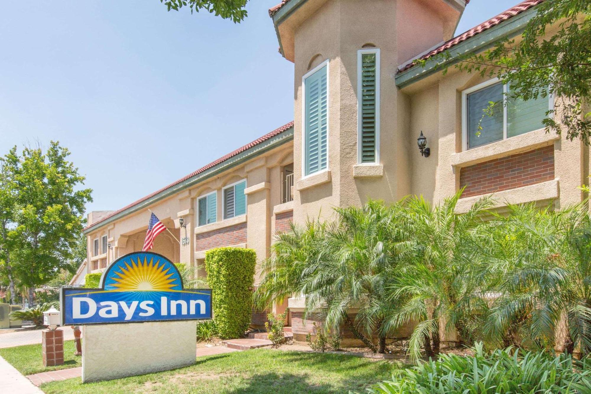 Days Inn By Wyndham Near City Of Hope Duarte Zewnętrze zdjęcie
